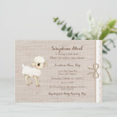 Beige Burlap Baby Sheep Little Lamb Baby Dusche Einladung (Stehend Vorderseite)