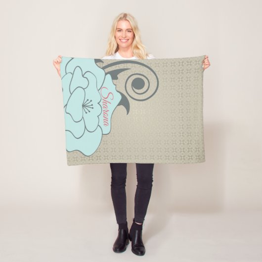 Beige Damast und blaue Blume Fleecedecke (Beispiel)