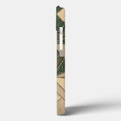 Beige dreieckige Ausschnitt auf dunkelgrünem Hinte Case-Mate iPhone Hülle (Rückseite / Links)