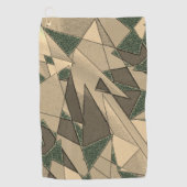 Beige dreieckige Ausschnitt auf dunkelgrünem Hinte Golfhandtuch (Vorderseite)