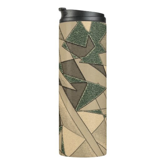 Beige dreieckige Ausschnitt auf dunkelgrünem Hinte Thermosbecher (Nach rechts gedreht)