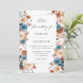 Beige & Dusty Blue Floral Wedding S2 - w Blue LN Einladung (Stehend Vorderseite)