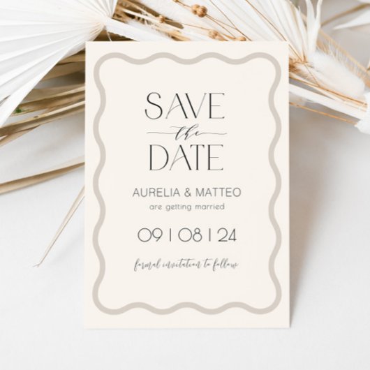 Beige Elegant Minimal Scallop Border Save the Date Einladung