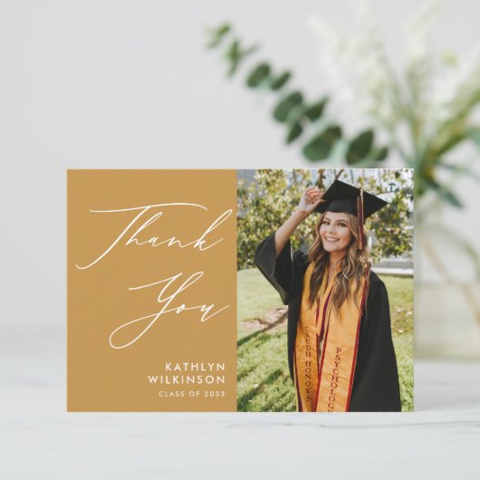 Beige Eleganter Script-Abschluss Vielen Dank Karte (Stehend Vorderseite)