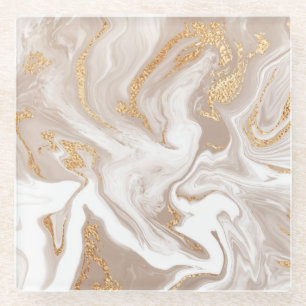 Beige flüssige Marmor, Goldlinienkunst. Glasuntersetzer