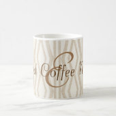 Beige geometrische Muster Monogram Gute Kaffee-Tas Kaffeetasse (Mittel)