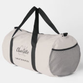 Beige graue Monogramm-Initialen Name modern Duffle Bag (Rechte Ecke)