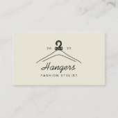 Beige Hanger Fashion Stylist Visitenkarte (Vorderseite)