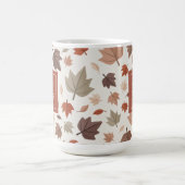 Beige Herbstlaub-Monogramm-Name Dankbar Kaffeetasse (Mittel)