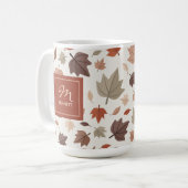 Beige Herbstlaub-Monogramm-Name Dankbar Kaffeetasse (Vorderseite Links)