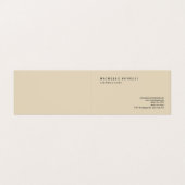 Beige Klassik Schlicht Beruflich Visitenkarten (Außenseite Aufgefaltet)