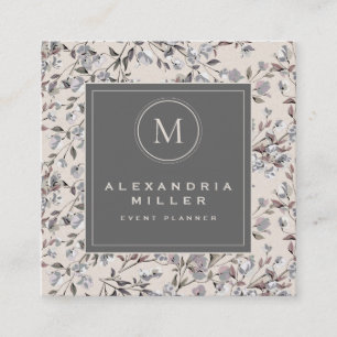 Beige Leinen Elegant Floral  Monogramm-Medallion Quadratische Visitenkarte