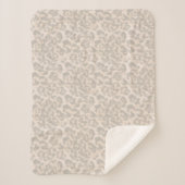 Beige Leopardendrucke. Sherpadecke (Vorderseite)