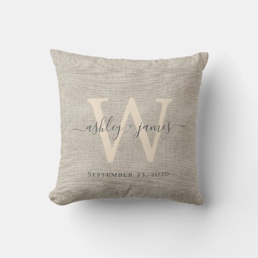 Beige Linen Gray Ivory Monogram Wedding Keepake Kissen (Vorderseite)