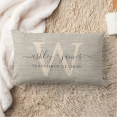 Beige Linen Gray Ivory Monogram Wedding Keepake Lendenkissen (Decke)