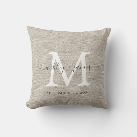 Beige Linen White Monogram Wedding Keepake Kissen (Vorderseite)