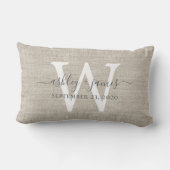 Beige Linen White Monogram Wedding Keepake Lendenkissen (Rückseite)