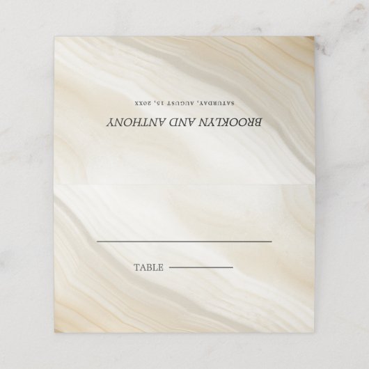 Beige Marmortextur Platzkarte (Außenseite Aufgefaltet)