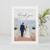 Beige minimalistische Blume Vielen Dank Hochzeitsk Einladung (Stehend Vorderseite)