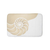 Beige Nautilus Nautical Seaside Badematte (Vorderseite)