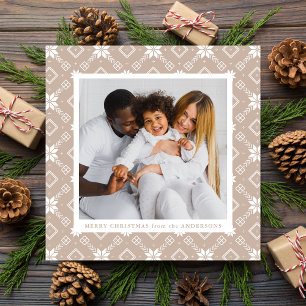 Beige Nordic Snowflake Pattern Foto Feiertagskarte