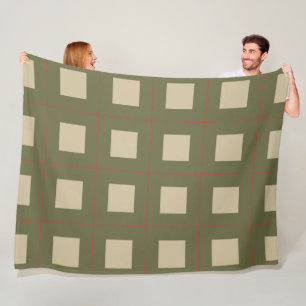 Beige Quadrate auf grünem Hintergrund mit rotem Ra Fleecedecke