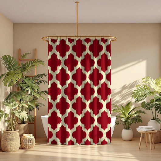 Beige Quatrefolie Ikat Muster Burgundy Hintergrund Duschvorhang