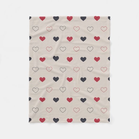 Beige & rotes Herz Nahtloses Muster Cute Minimal Fleecedecke (Vorderseite)