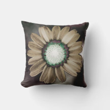 Beige Rustic Daisy Throw Kissen