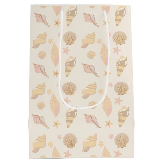 Beige Shells Pattern Mittlere Geschenktüte (Rückseite)