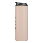 Beige Simple Bridesmaid Individuelle Name Minimali Thermosbecher (Nach rechts gedreht)