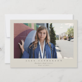 Beige Simple Modern Single Foto Abschluss Ankündigung