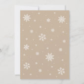 Beige Snowflake Baby Es ist kalt draußen Babydusch Einladung (Rückseite)