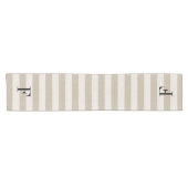 Beige Streifen Monogramm | Modernes Bauernhaus Kurzer Tischläufer (Horizontal)