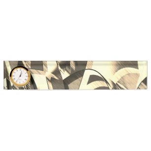 Beige Streifen über braunes Bild mit Drizzle Namensplakette