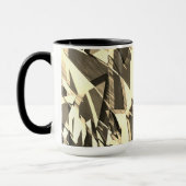 Beige Streifen über braunes Bild mit Drizzle Tasse (Links)