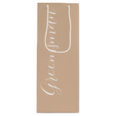 Beige Stylisierte Script Wedding Trauzeuge Geschenktüte Für Weinflaschen (Vorderseite)