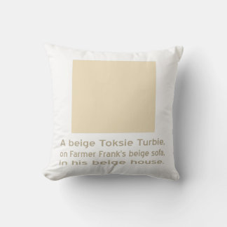Beige Toksie Turbie über Biege Kissen
