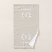 Beige Trellis und Branch Monogram | Bauernhof Badhandtuch Set (Handtuch)
