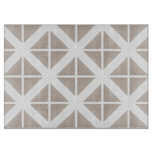 Beige Trendy Triangle Pattern Schneidebrett