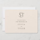 Beige Typografie Wappen Monogram Wedding Einladung (Vorderseite)