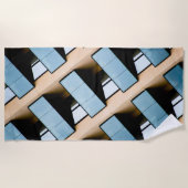 Beige und blaue geometrische Muster Strandtuch (Vorderseite)
