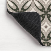 Beige und braune Retro-Kreisformen Mousepad (Ecke)