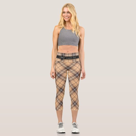 Beige und Brown Tartan Capri Leggings (Vorderseite)