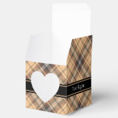 Beige und Brown Tartan Geschenkschachtel (Geöffnet)