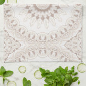 Beige und Cream Mandala Muster Geschirrtuch (Gefaltet)