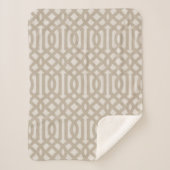 Beige und Ivory Trellis | Modernes Bauernhaus Sherpadecke (Vorderseite)