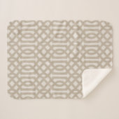 Beige und Ivory Trellis | Modernes Bauernhaus Sherpadecke (Vorderseite (Horizontal))
