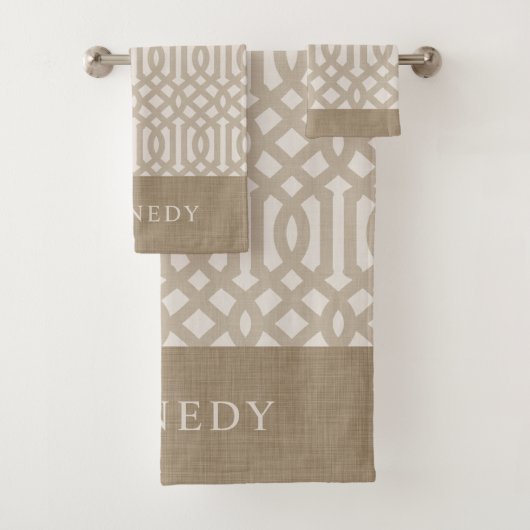 Beige und Ivory Trellis Monogram | Bauernhof Badhandtuch Set (Insitu)