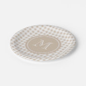 Beige und weiß kariert, Ihr Monogramm Pappteller (Schrägansicht)